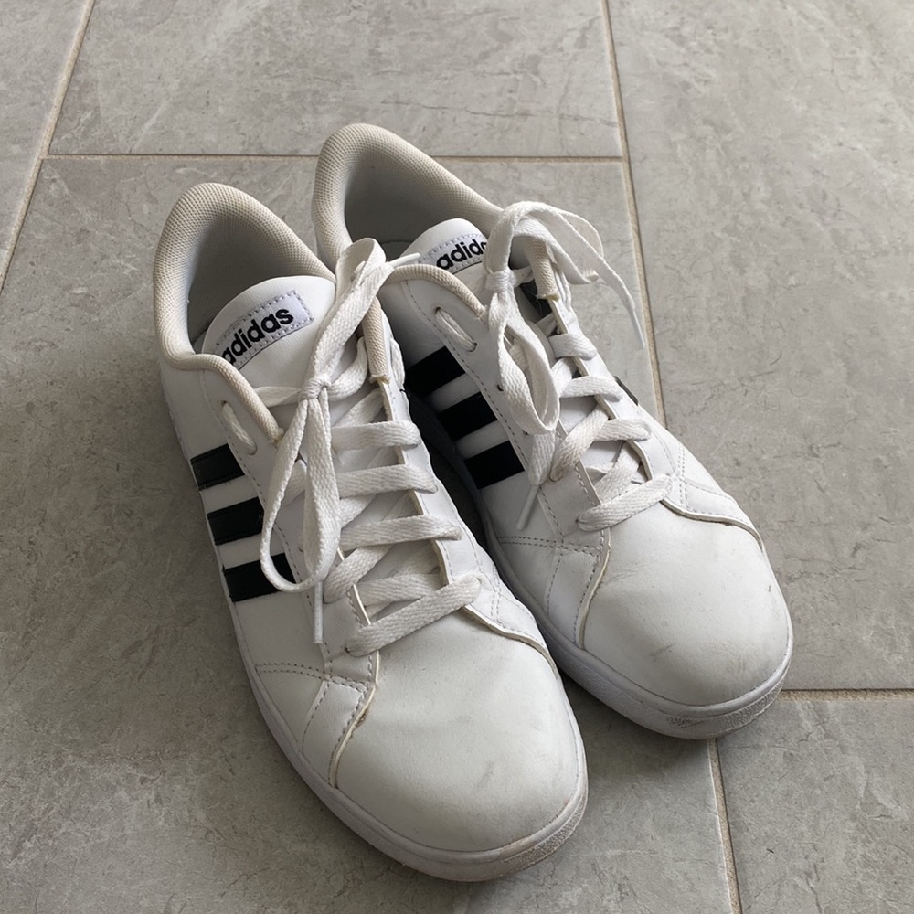 Adidas Shoes - Picture 2 of 8